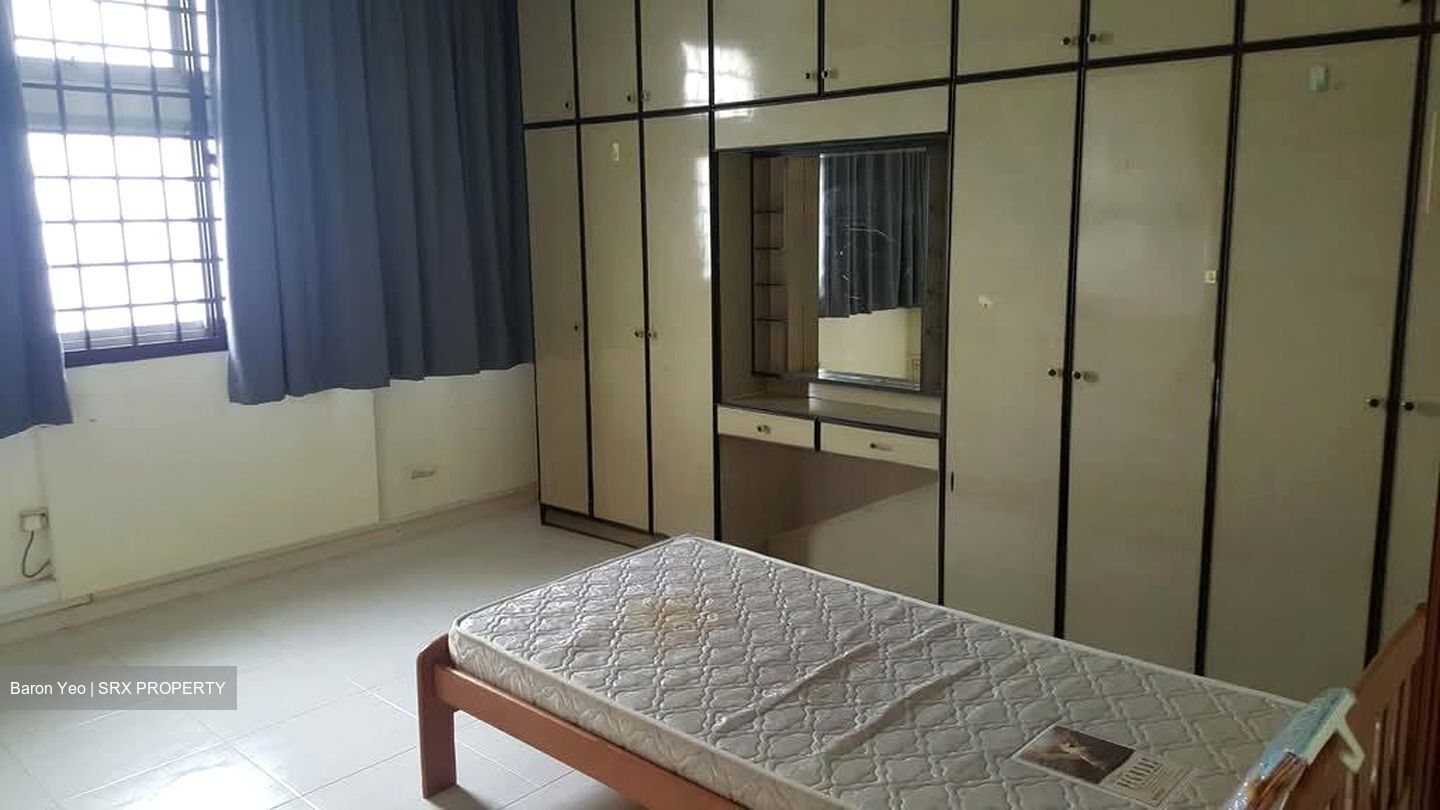 Blk 131 Clarence Lane (Queenstown), HDB 5 Rooms #559771331